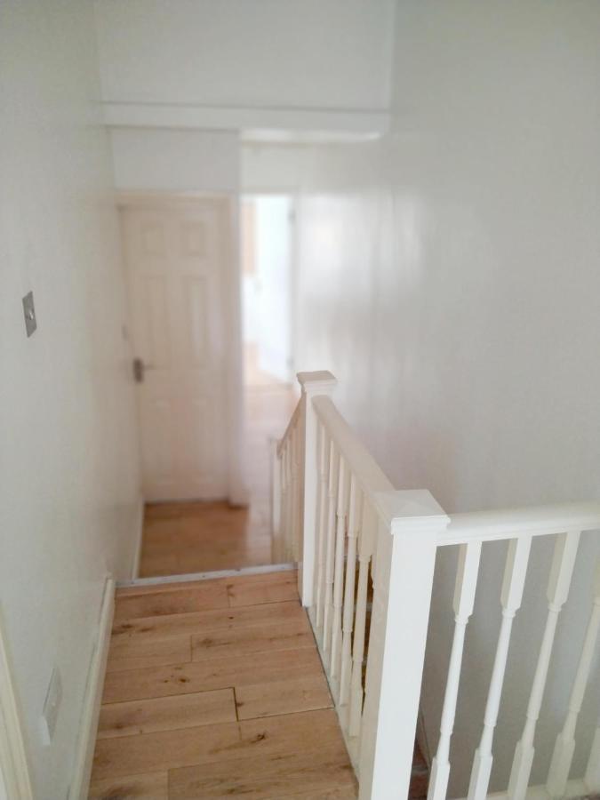 Cosy Rooms Near Canary Wharf & The O2 런던 외부 사진