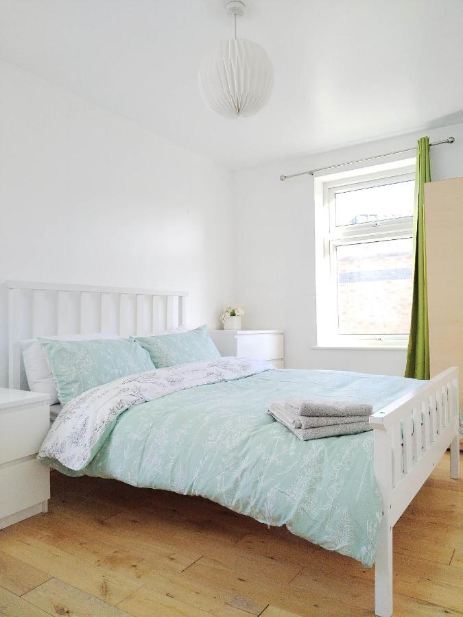 Cosy Rooms Near Canary Wharf & The O2 런던 외부 사진