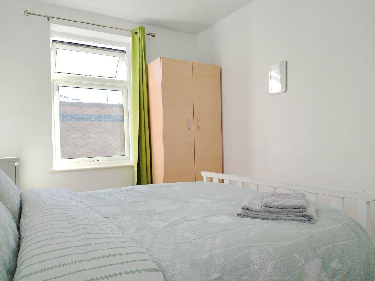 Cosy Rooms Near Canary Wharf & The O2 런던 외부 사진